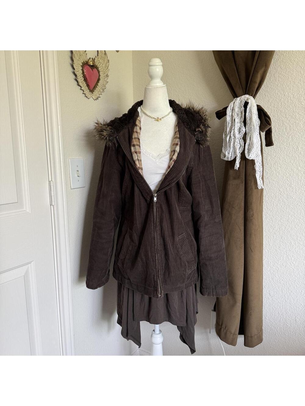 Brown Sonoma Corduroy Zip Faux Fur Hood Jacket Cozy Fall Winter Plaid Interior